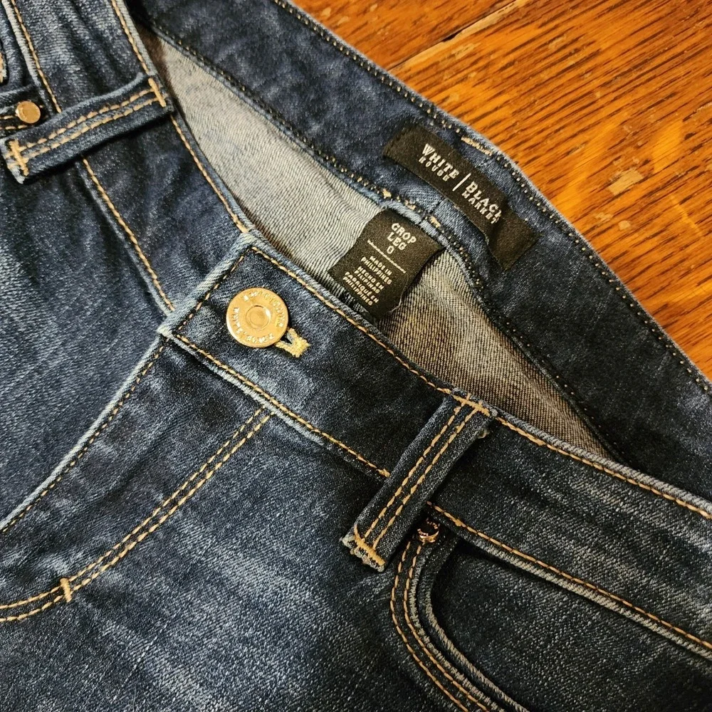 White House Black Market Crop Leg Womens Blue Jeans Size 0 Sophisticated Elevate